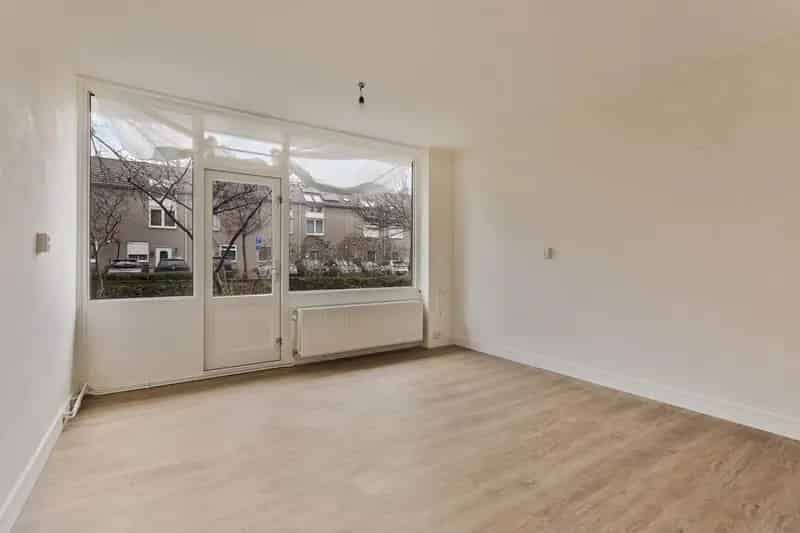 Verkocht 2 Kamer Appartement Amsterdam Noord 59m2 Tuin