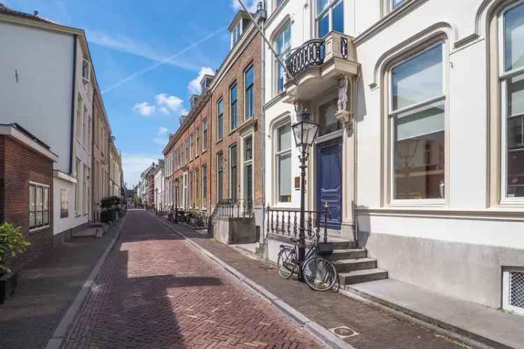 Kantoor Utrecht | Zoek kantoren te huur: Brigittenstraat 22 3512 KM Utrecht [funda in business]