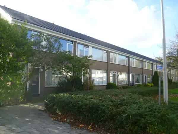 4 Kamer Eengezinswoning Lisse Tuin Vaste Trap