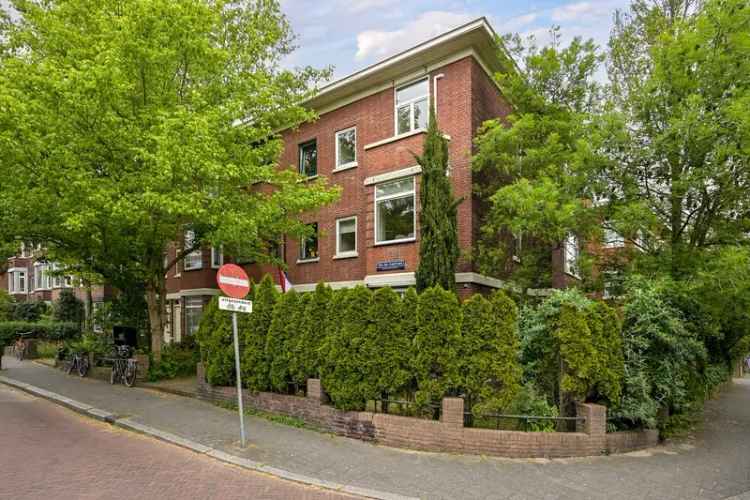 Gerenoveerde 6-kamer Bovenwoning Benoordenhout