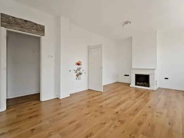 Ruim dubbel bovenhuis 110m² te koop Den Haag