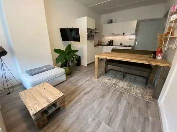 Appartement Te Huur in Groningen, Groningen