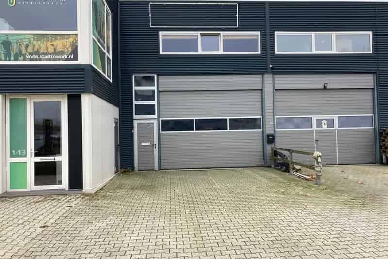 Bedrijfshal Nijverdal te Huur 220m2