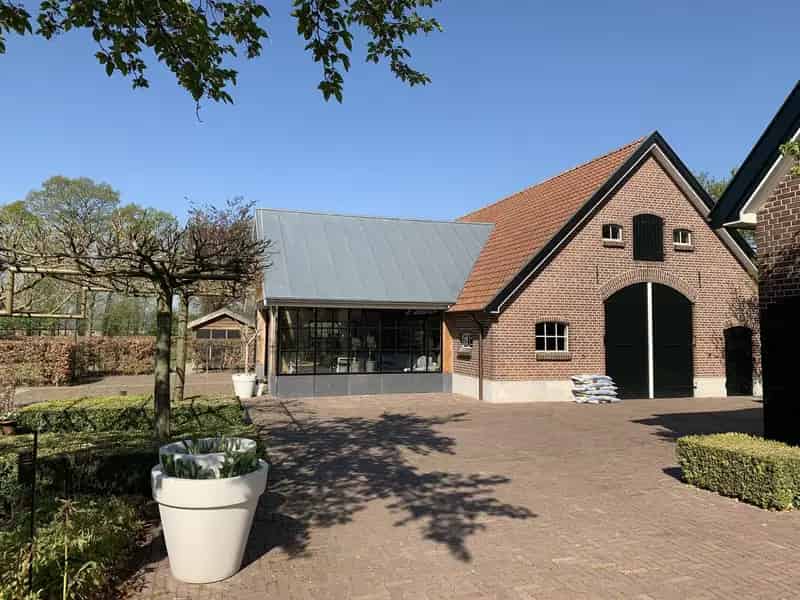 Luxe Rietgedekte Woonboerderij Veluwse Natuur