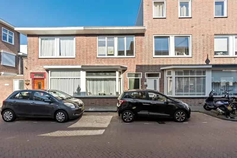 3 Slaapkamer Tussenwoning Strand Nabij Den Haag