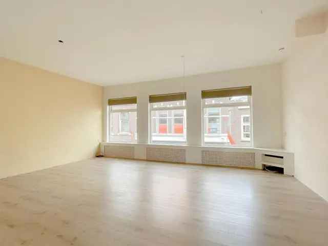 Bovenwoning Woerden 5 Kamers 110m2