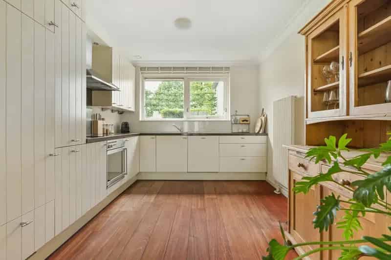 Huis te koop Breda: Ruime hoekwoning nabij Asterdplas