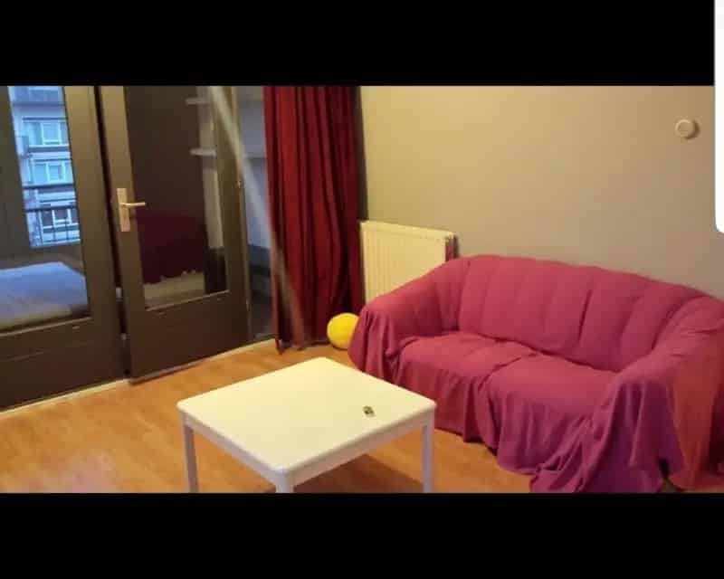 Te Huur: Grote Kamer met Balkon Amsterdam