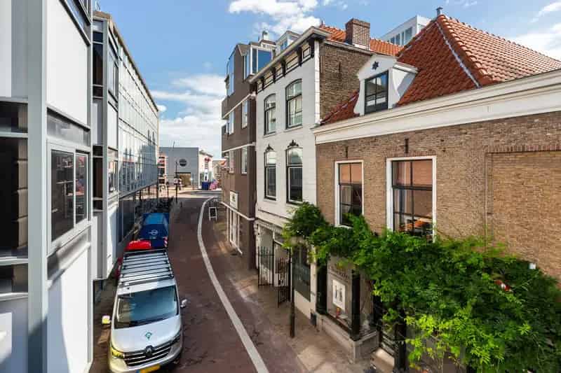 Winkel Pand Vlaardingen: Royale Woning 202m2  Wonen Werk Combinatie