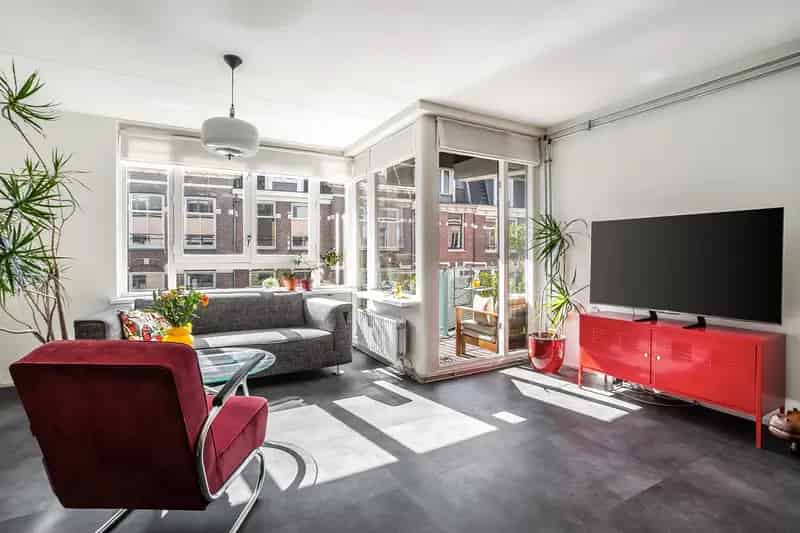 Appartement te koop De Pijp Amsterdam 56m2 modern licht balkon