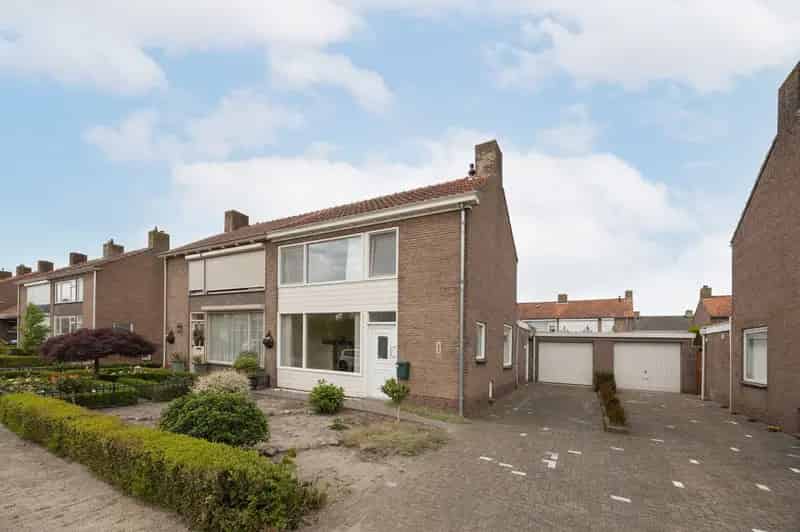 Huis te koop Hoeven 3 slaapkamers garage tuin