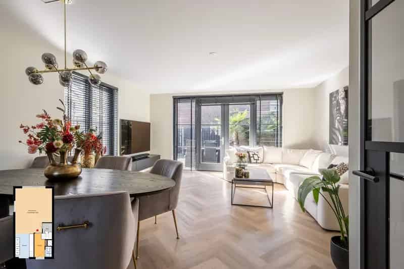 Moderne Hoekwoning Vlaardingen 4 slaapkamers 119m2 Tuin Zonnepanelen