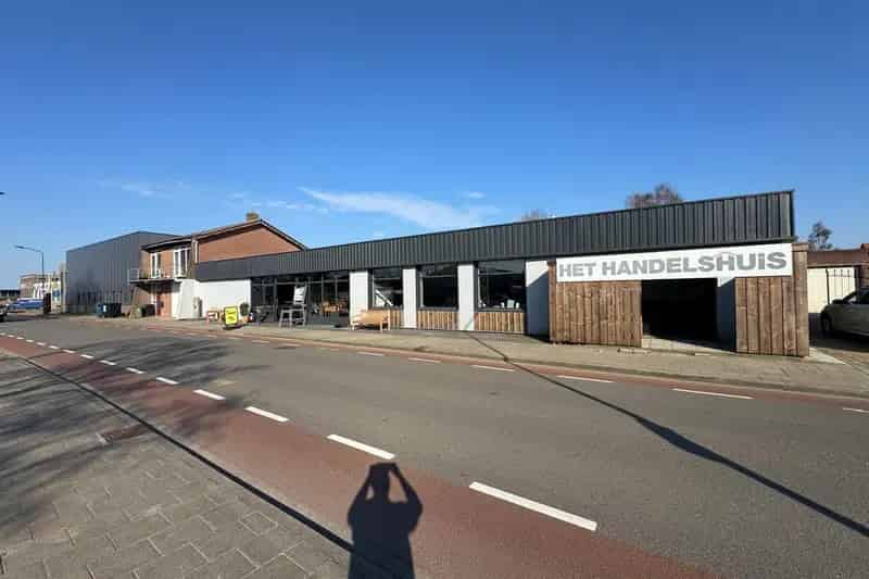 Winkelpand te Koop Kaatsheuvel 760m2 Appartement 185m2 Toplocatie