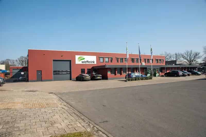 Bedrijfshal Oldenzaal 5566m2 te huur Industrieterrein Eekte-Hazewinkel