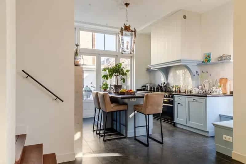 Huis te koop Koninginneweg Haarlem 6 slaapkamers 253m2 luxe gerenoveerd