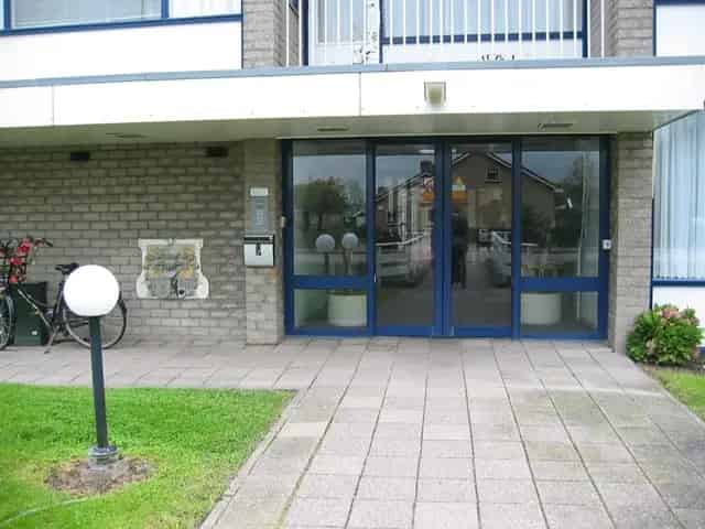 2 Kamer Appartement Menaam te Huur 49m2