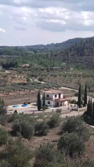 Luxe Villa Te Koop in Teresa de Cofrentes Spanje