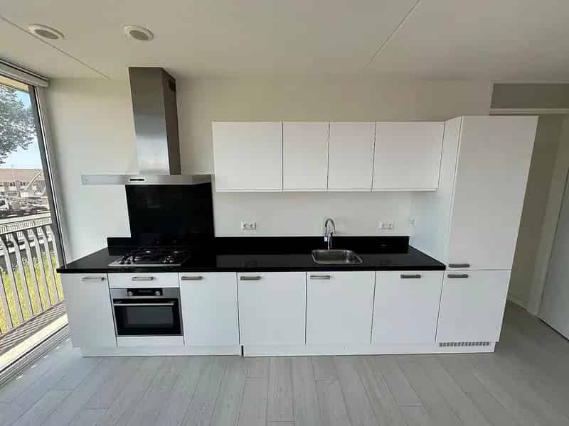 Modern Tweekamerappartement Botterboulevard Haarlem