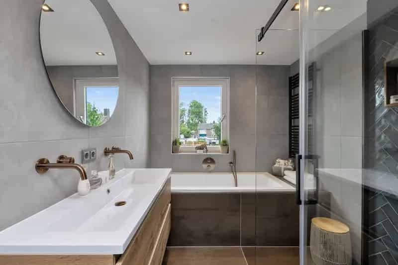 Huis te koop Beverwijk  Instapklare gerenoveerde woning