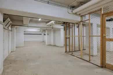 173 m2 bedrijfsruimte te huur in Amsterdam