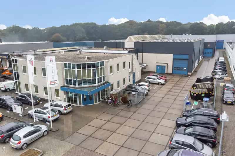 Bedrijfshallen te Huur Heerde 4436m² Kranen A50