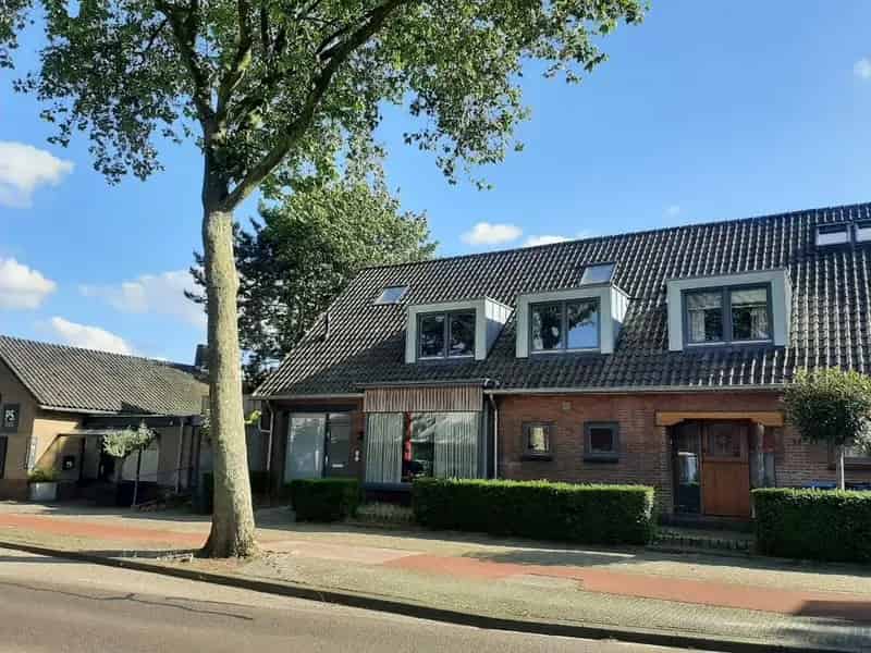 3 Kamer Appartement Huizen Ruime Tuin Parkeerplaats