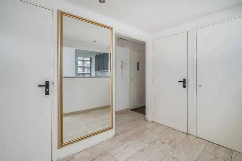 Ruim 4 Kamer Hoekappartement Rotterdam 2 Balkons Berging