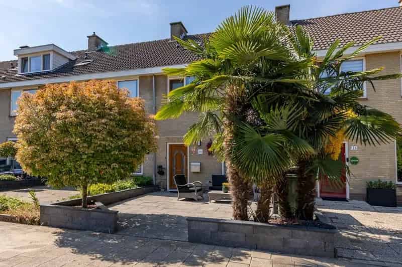 5 Slaapkamers Ruime Tussenwoning Zalmplaat Instapklaar Energielabel A