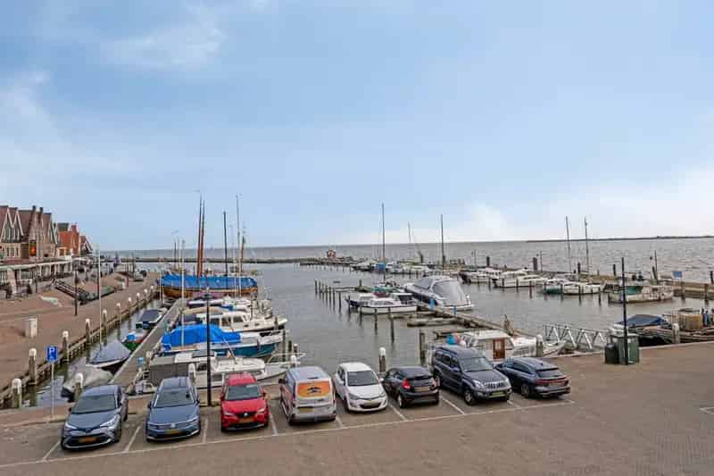 Winkelcomplex Volendam Haven: Herontwikkeling Horeca Winkels Appartementen