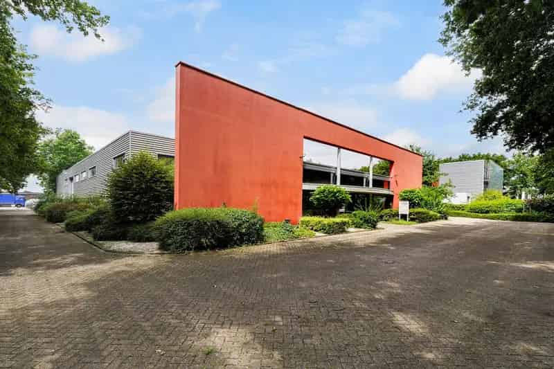 Bedrijfshal Tilburg | Zoek bedrijfshallen te koop: Kraaivenstraat 34 5048 AB Tilburg 