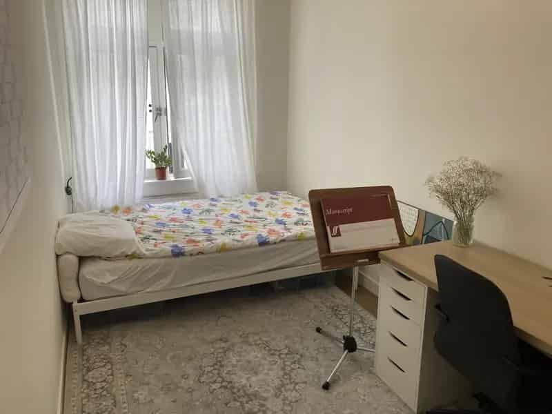 Kamer te huur in appartement centrum - alleen mannen