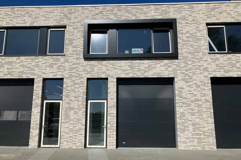 Bedrijfshal Dongen te huur: Instapklare unit met kantoor