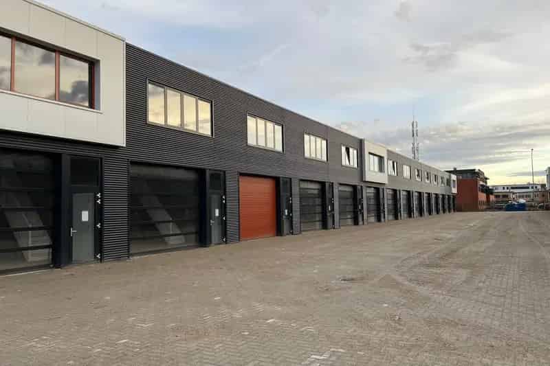 Bedrijfshal te huur Elst 142m2 - Ideaal voor starters