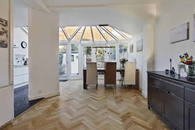 Huis te koop Naarden: Lichtrijk jaren 30 huis met 4 slaapkamers en tuin