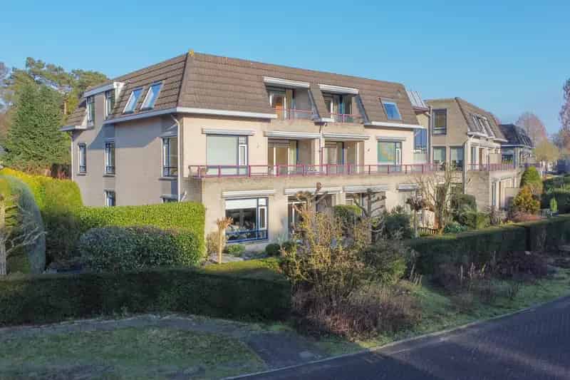 Appartement te koop Maarn: Ruim 3-kamer hoekappartement met balkon