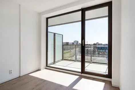 Ruim 68m2 Appartement Rijswijk Nabij Openbaar Vervoer