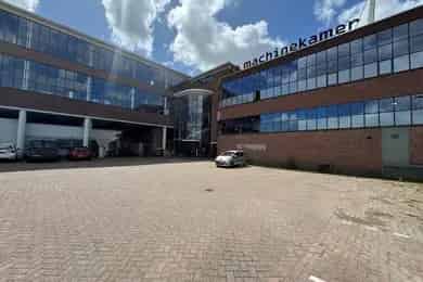 647 m2 Kantoorruimte te Huur Zaandam