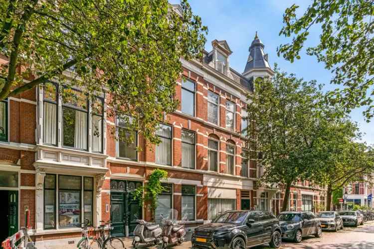 Twee woningen te koop 347m2 10 slaapkamers grote tuin