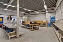 158m2 Bedrijfsruimte te Koop Spijkenisse Nabij Winkelcentrum Akkerhof