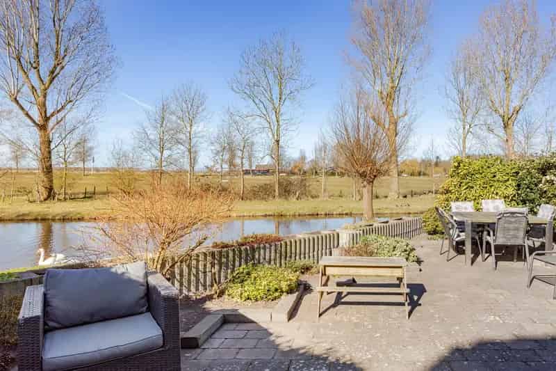 6 Slaapkamers Royale Woning - Energiezuinig Label A - Ruime Carport