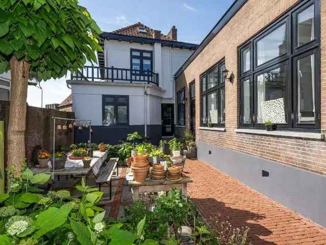Woning te koop: Secretarieweg 1 3247BS Dirksland Vastgoed Nederland