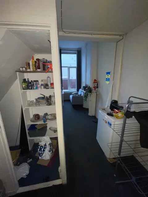 Rabenhaupstraat- studenten kamer