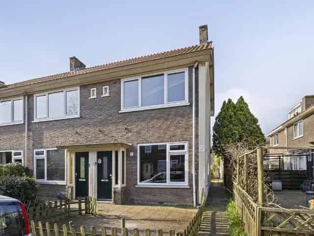 Amsterdamse Kluswoning 3 Slaapkamers Nabij NDSM