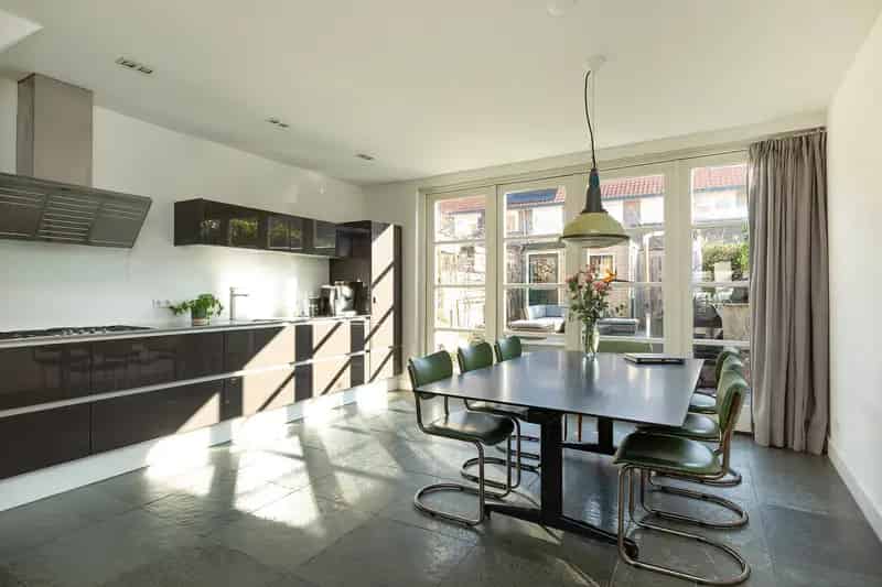 Huis te koop Hilversum Rode Dorp 4 slaapkamers 2 badkamers