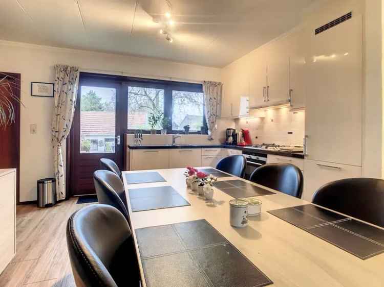 Tussenwoning Zuidzande 3 slaapkamers Dubbele garage Nabij Kust