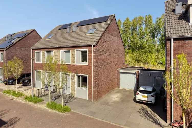 2-onder-1-kapwoning Rotterdam 3 slaapkamers Garage Tuin 2018 Energielabel A