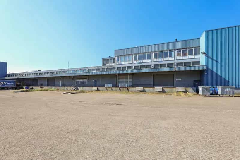 Bedrijfshal Amsterdam 1555m² te Huur A10