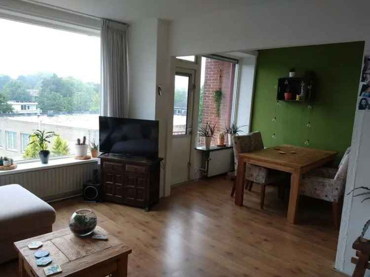 Gemeubileerd appartement 2 slaapkamers stadspark uitzicht