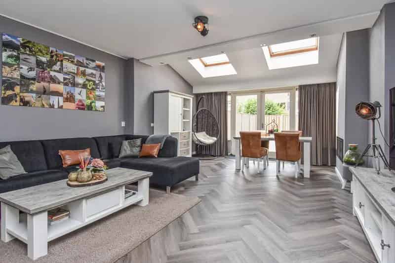 Ruime 5-kamer woning Zoetermeer met garage en 10 zonnepanelen