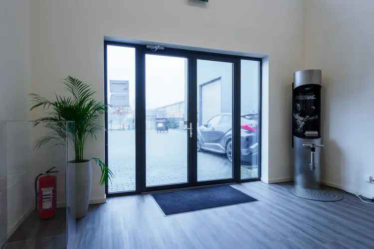Kantoorruimte te huur Vroomshoop 400m²